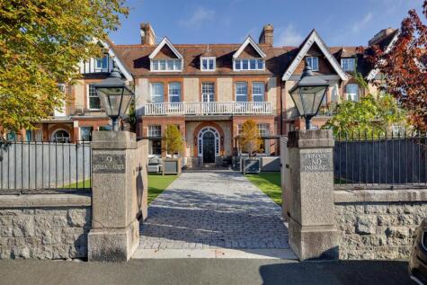 Queens Gate, Lipson, Plymouth