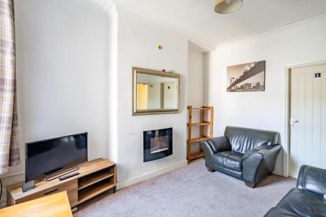 4 bed Terraced for sale Image 4