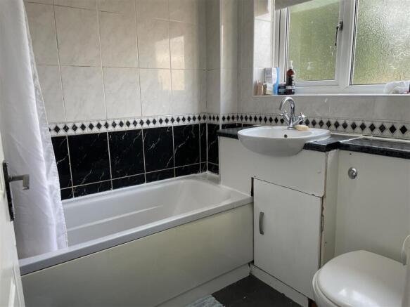 Bathroom.jpeg