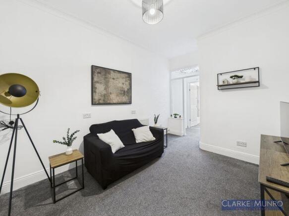 4 bed Terraced for sale Image 3