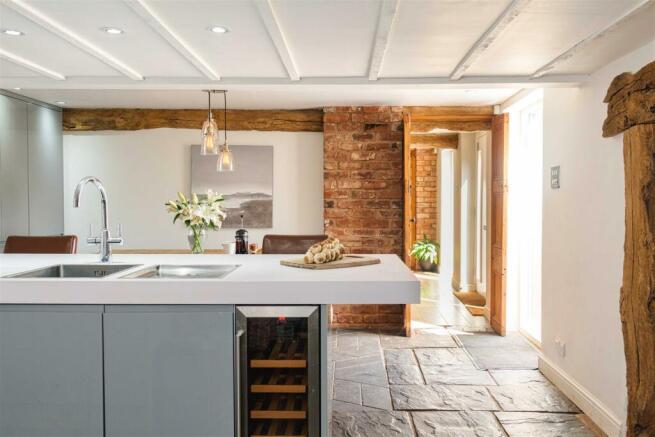 Greenways House-16.jpg