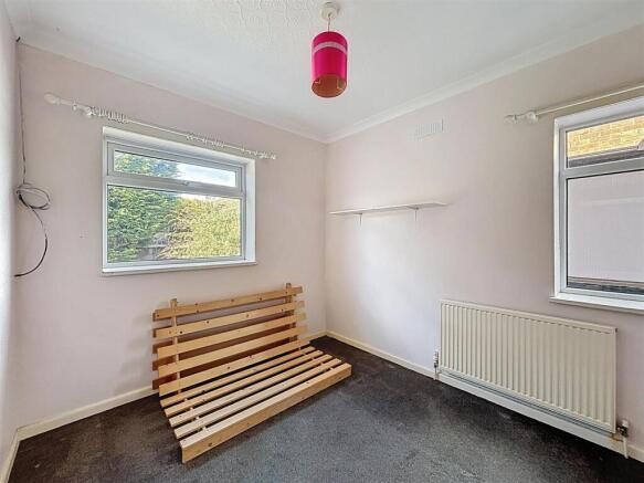 2 bed Detached Bungalow for sale Image 10