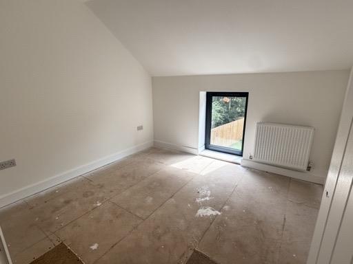 3 bed Semi-Detached for sale Image 10