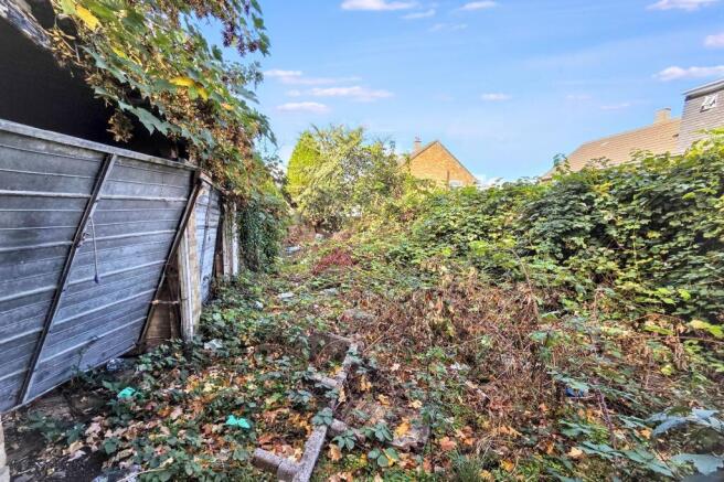 Land and Garages at Cunningham Road, Enfield, EN3 6LB