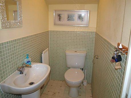 ground floor WC