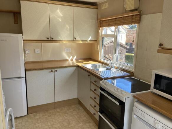 kitchen1.jpg