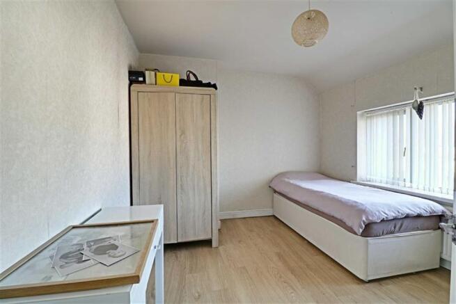 FRONT BEDROOM ONE measuring