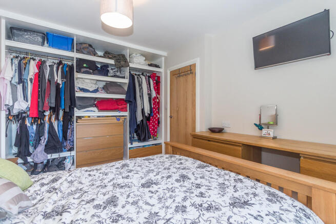 Master Bedroom - ...