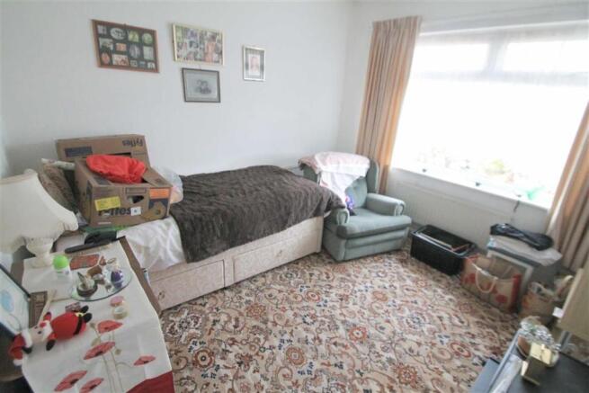 Bedroom three/Dining room