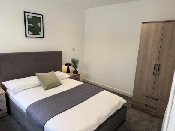 1 bed Apartment to rent Image 8