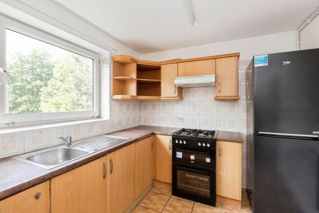 Cowbridge Lane, Barking, IG11 photo 4