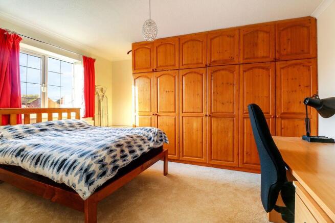 Bedroom 2 (Double)