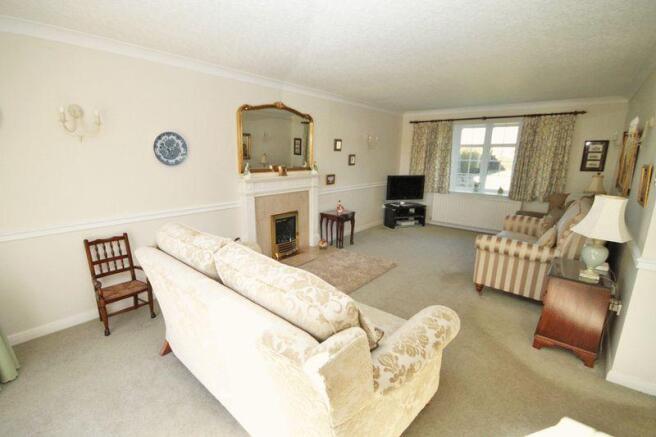 Lounge photo 1