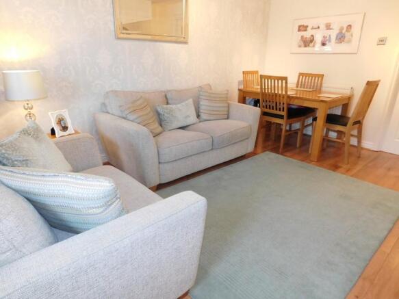 Lounge/Dining Are...