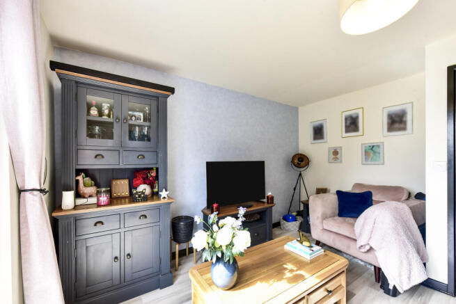2 bed Semi-Detached for sale Image 9