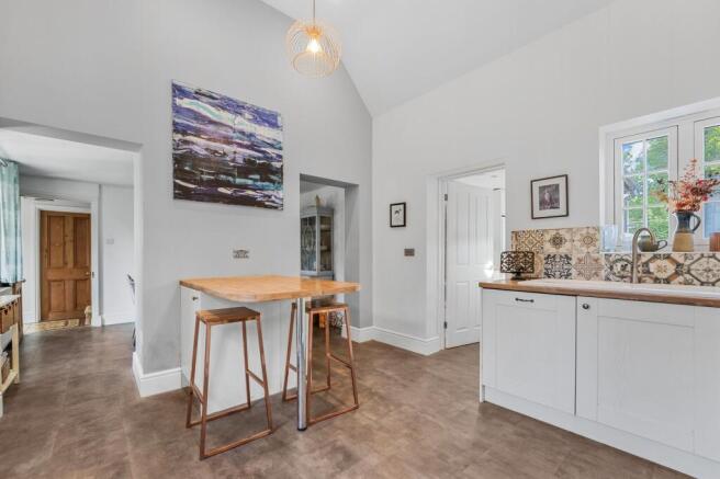 Kitchen/Breakfast Room