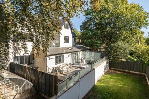 West Hill, South Croydon, Surrey, CR2 0SA