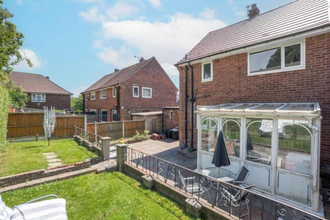 3 bed Semi-Detached for sale Image 11