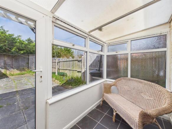 1 bed Semi-Detached Bungalow for sale Image 9