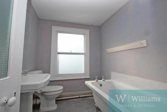 Bathroom on half stairs landing