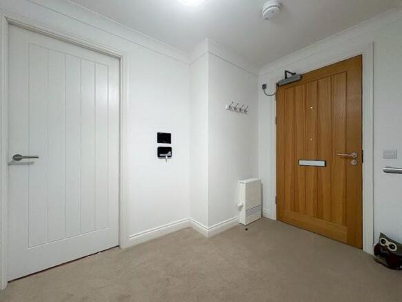 1 bed Retirement Property for sale Image 12