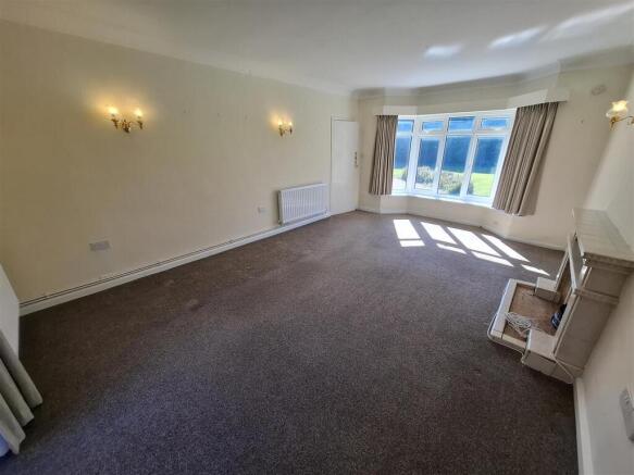 171 Henhurst Hill, Burton-On-Trent photo 4