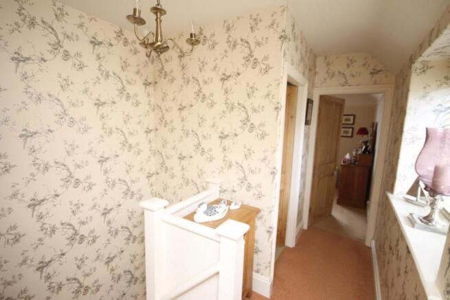 FIRST FLOOR LANDING