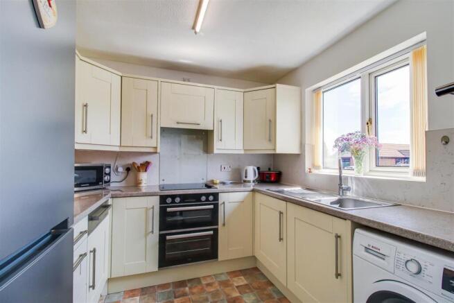3 bed Detached Bungalow for sale Image 5
