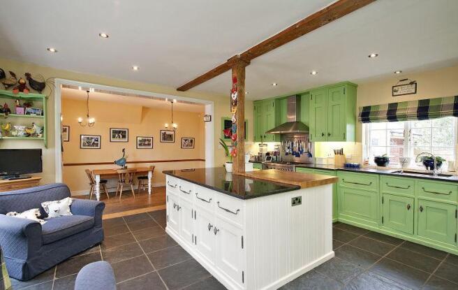 Kitchen/Breakfast