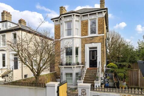 Heathcote Road, Twickenham, TW1
