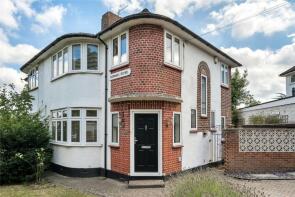 17, Domonic Drive, London SE9 3LN