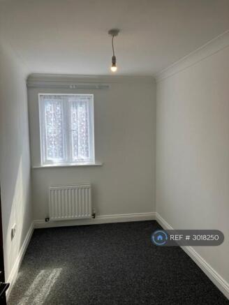 Apartment in Bournemouth, Boscombe - View 4