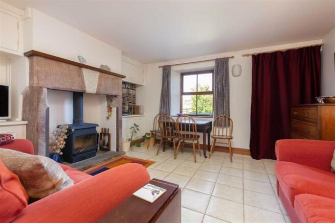 Living Room: