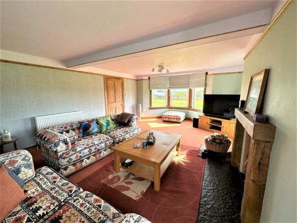 lounge use.jpeg