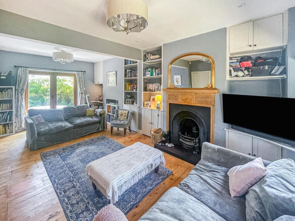 3 bed Semi-Detached for sale Image 5