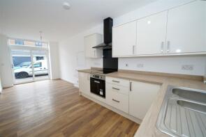 Flat 2, Vine Mews, Abbotsbury Road, Weymouth DT4 0AQ