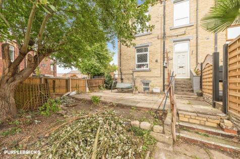 Queen Street, Chickenley, Dewsbury, WF12