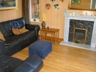 LOUNGE 153 X 116