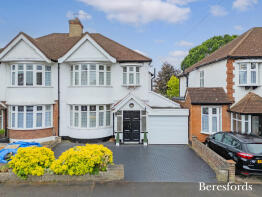 69, Gaynes Park Road, Upminster RM14 2HP
