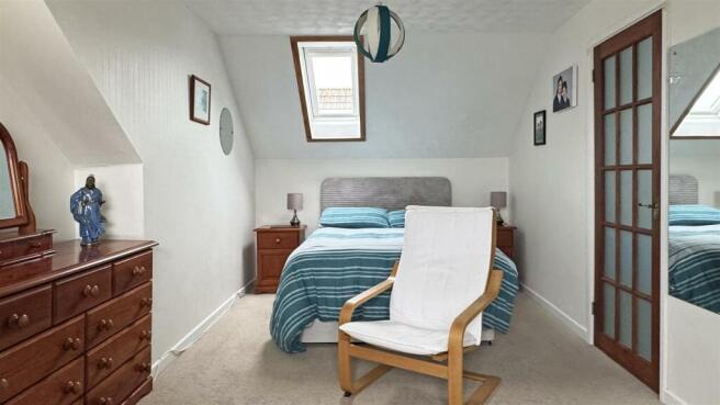 Bedroom 2 2.jpg