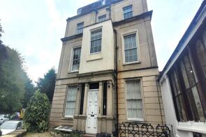 Flat 3 Part Second Floor Flat, 88, Queens Road, Clifton, Bristol BS8 1SA