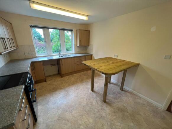 KITCHEN 1.jpeg