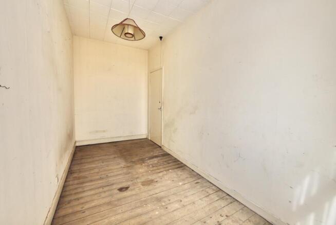 2 bed Terraced for sale Image 9