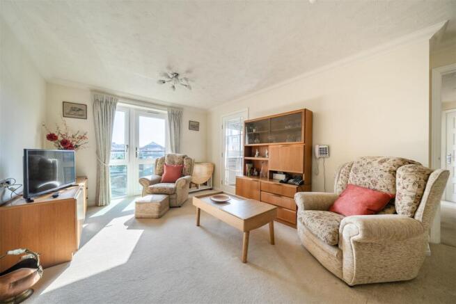 Avonbank Lodge, Newbury, Berkshire photo 4