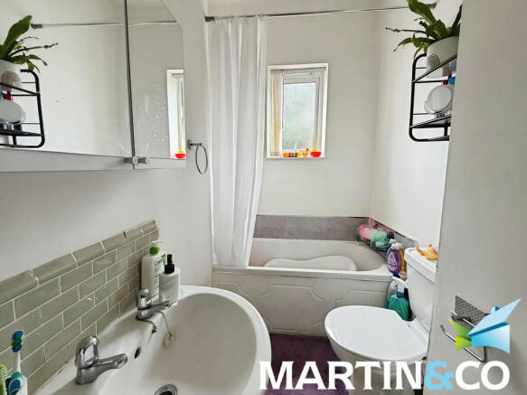 2 bed Terraced for sale Image 9