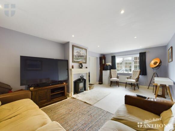 CAM01064G0-PR0197-STILL036