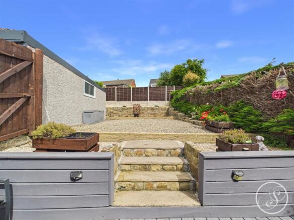 2 bed Semi-Detached Bungalow for sale Image 11