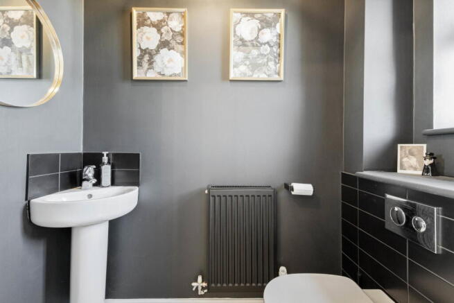 2 bed Terraced for sale Image 9