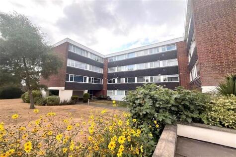 The Ridings, Romford Road, Chigwell Row, IG7