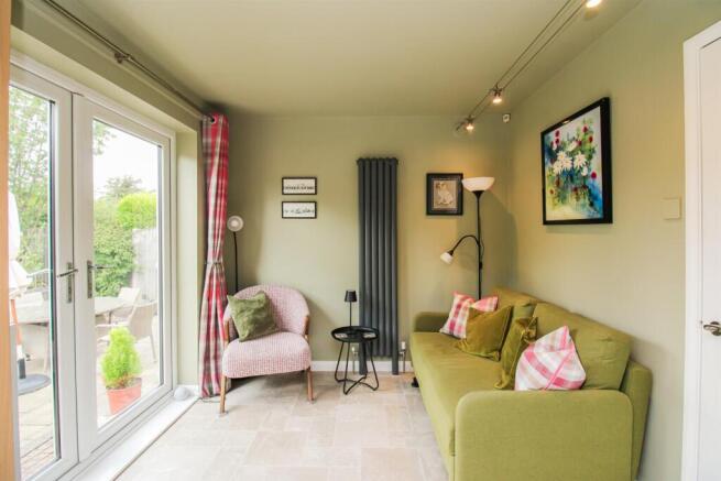 3 bed Detached for sale Image 4